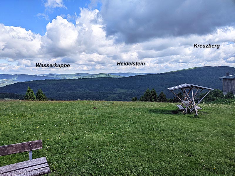 Blick von der Kissinger Hütte in die Rhön