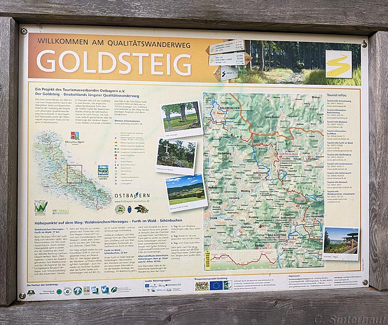 Wandertafel des Goldsteigs