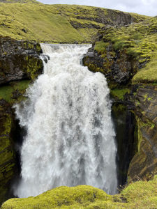 Wasserfall auf dem Fimmvörðuháls